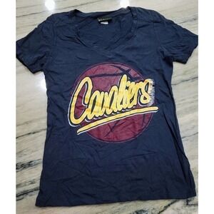 Nba for her Cleveland Cavaliers Basketball T-shirt Navy Blue Medium NWOT